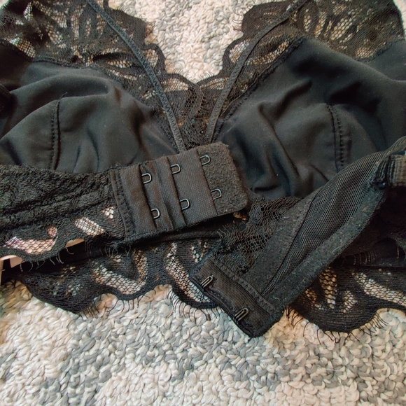 VICTORIA SECRET PINK Black See Through Lace Date Unlined Floral Print Bralette S - Picture 9 of 13